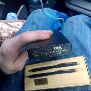 Cross pen classic black